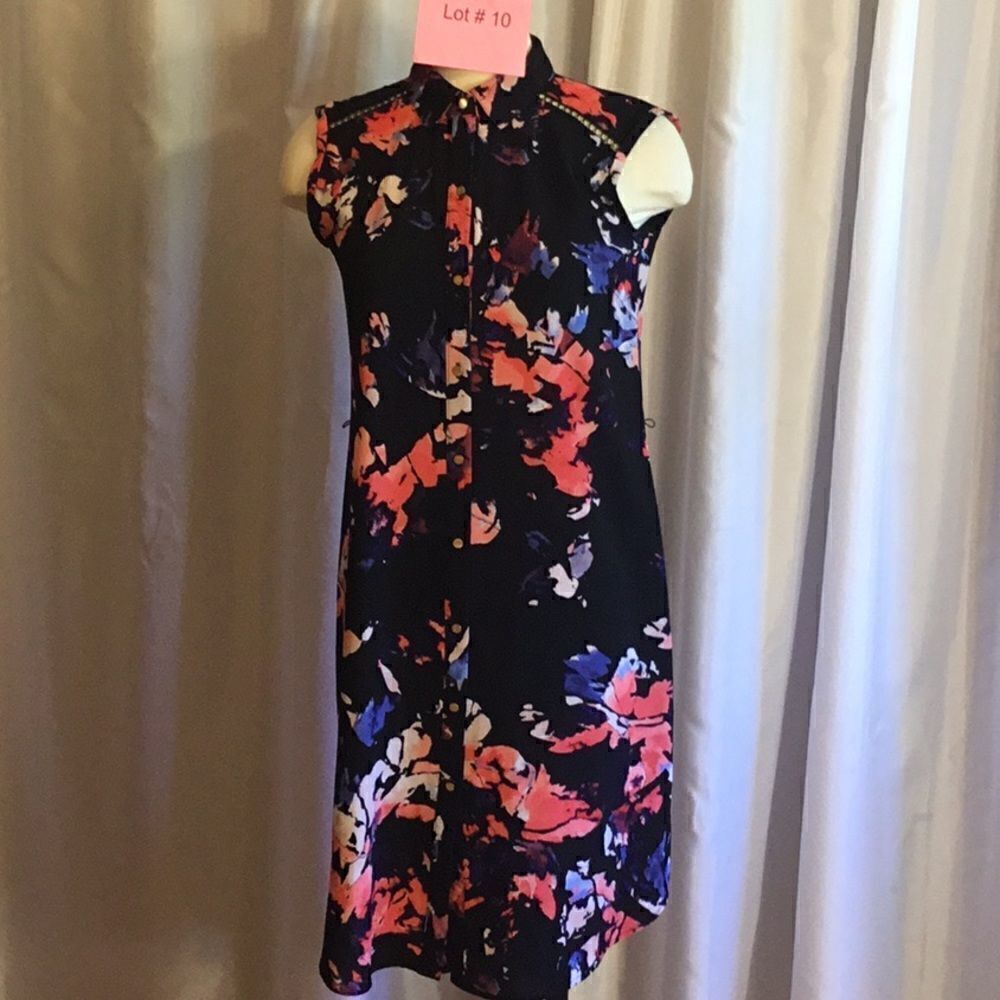 Sleeveless button front dress in extra small by APT 9